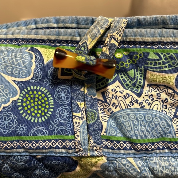 Vera Bradley Medium Sized Tote Bag - Picture 7 of 7